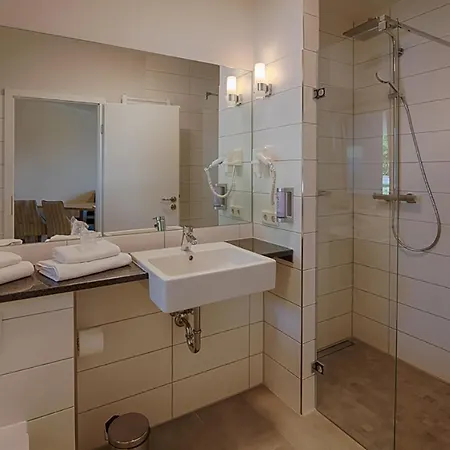 ホリデーパーク Haffhus - &